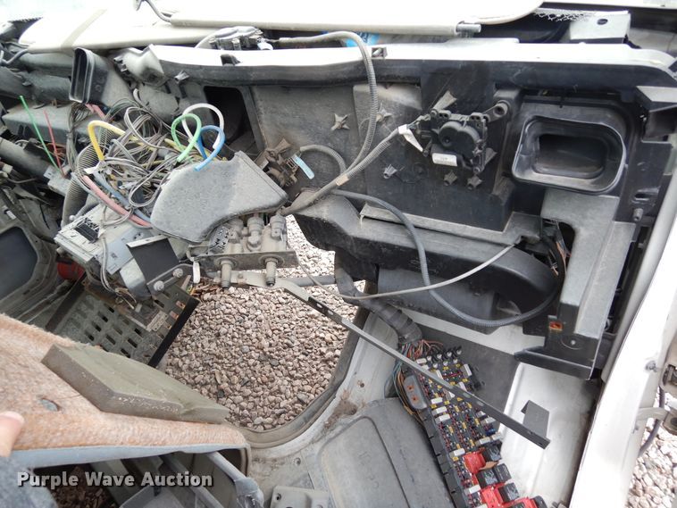 image for item DK0281 (7) truck cabs