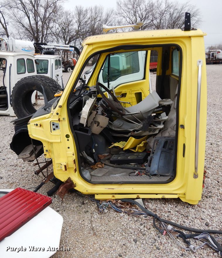 image for item DK0281 (7) truck cabs