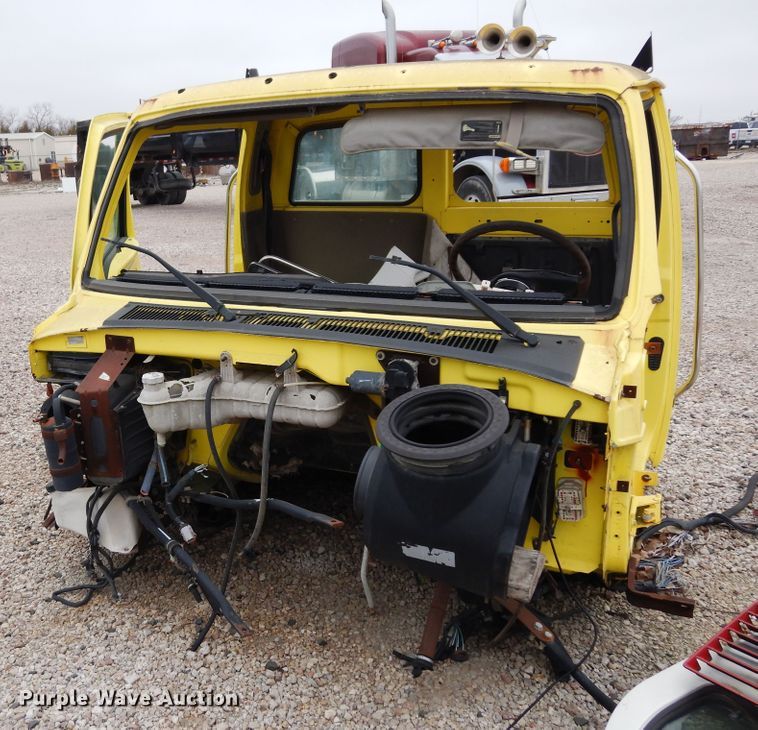 image for item DK0281 (7) truck cabs