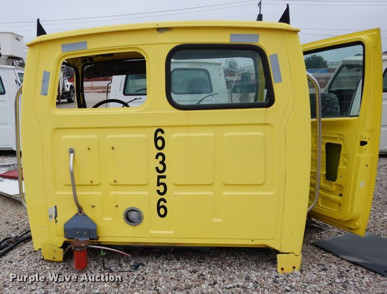 image for item DK0281 (7) truck cabs