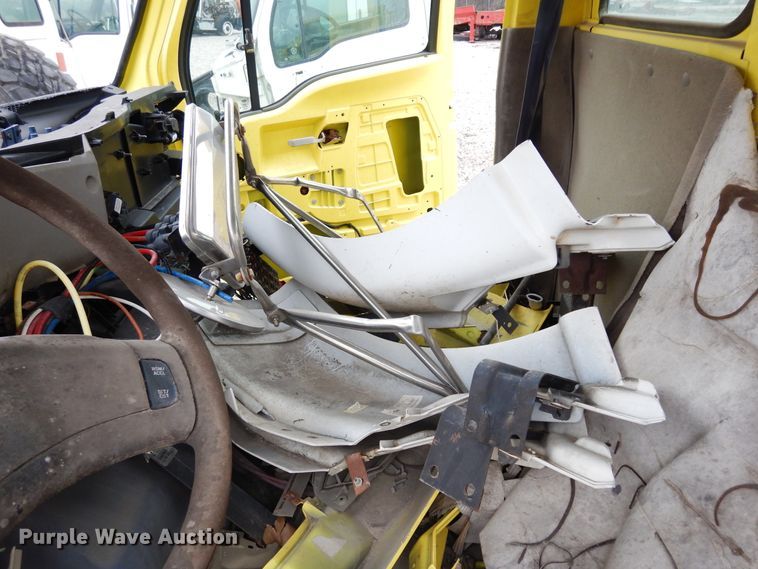 image for item DK0281 (7) truck cabs