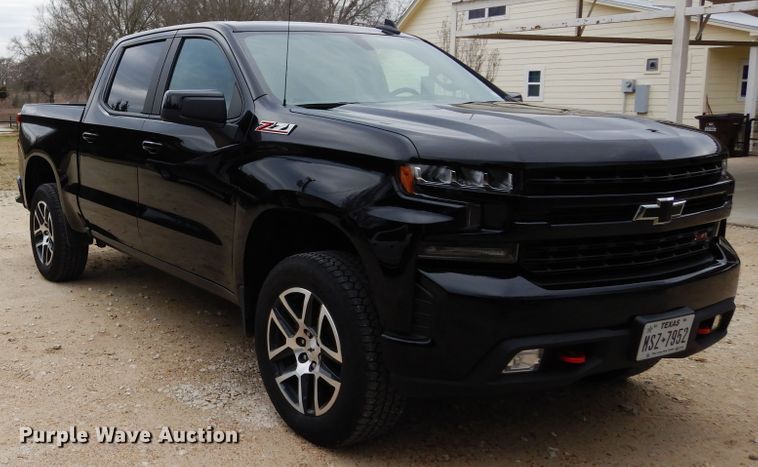 image for item DK0299 2019 Chevrolet Silverado 1500  Crew Cab pickup truck