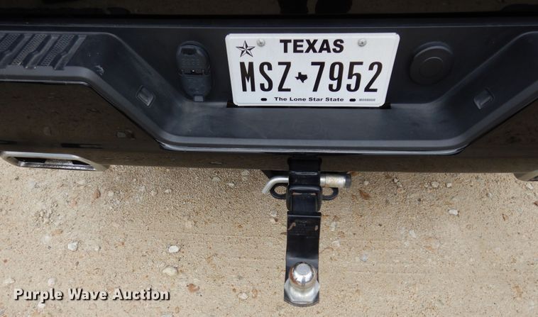 image for item DK0299 2019 Chevrolet Silverado 1500  Crew Cab pickup truck