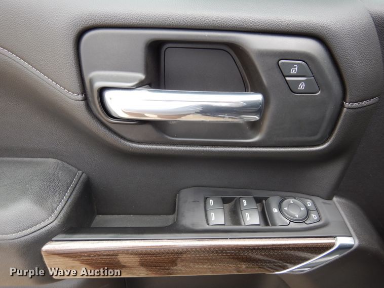 image for item DK0299 2019 Chevrolet Silverado 1500  Crew Cab pickup truck