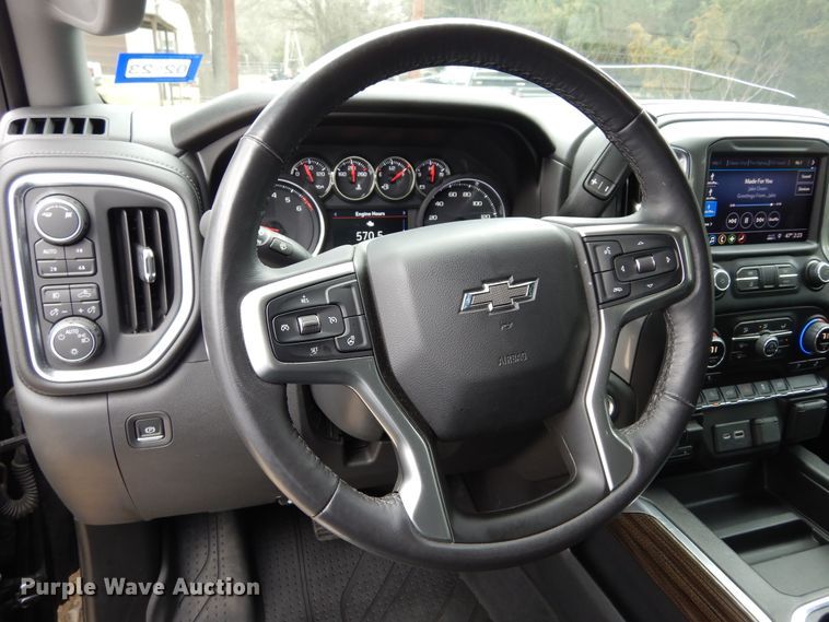 image for item DK0299 2019 Chevrolet Silverado 1500  Crew Cab pickup truck