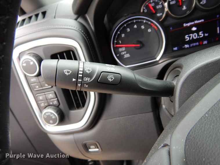 image for item DK0299 2019 Chevrolet Silverado 1500  Crew Cab pickup truck