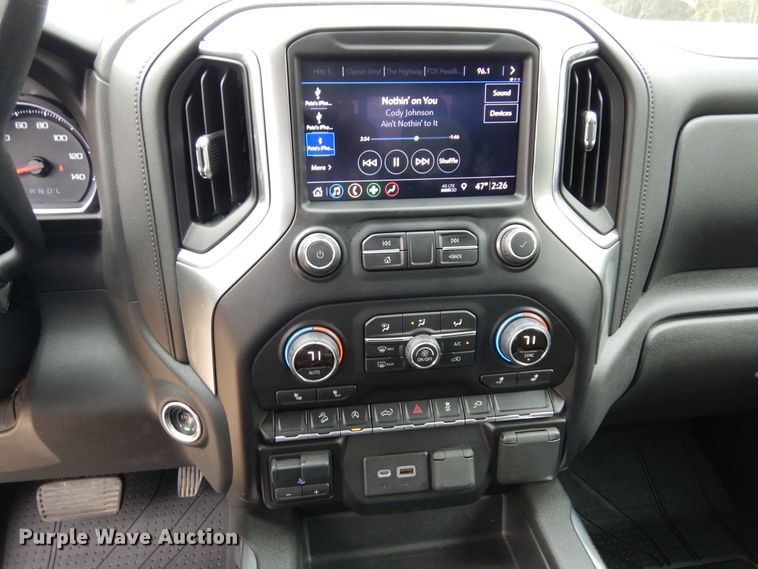 image for item DK0299 2019 Chevrolet Silverado 1500  Crew Cab pickup truck