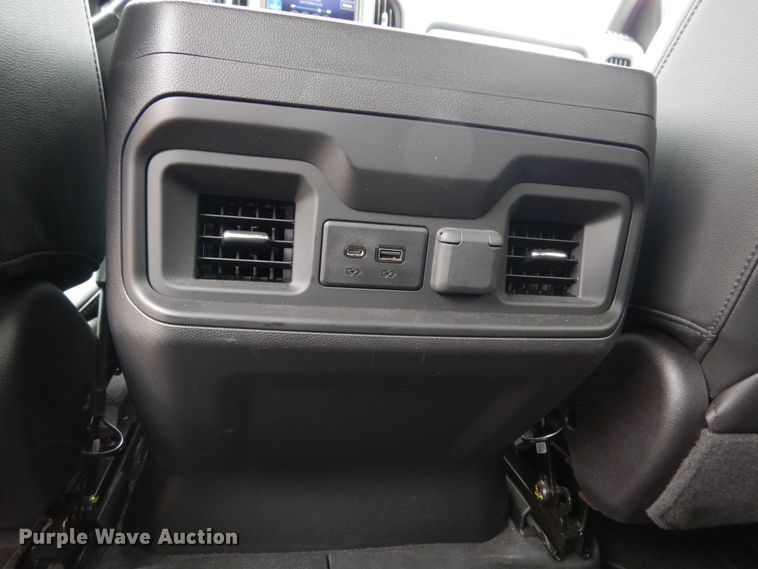 image for item DK0299 2019 Chevrolet Silverado 1500  Crew Cab pickup truck