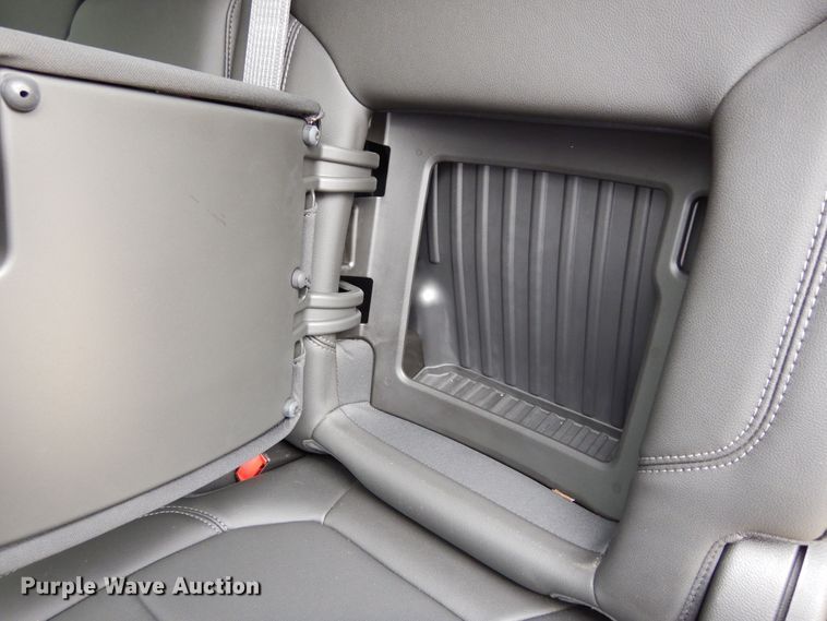 image for item DK0299 2019 Chevrolet Silverado 1500  Crew Cab pickup truck