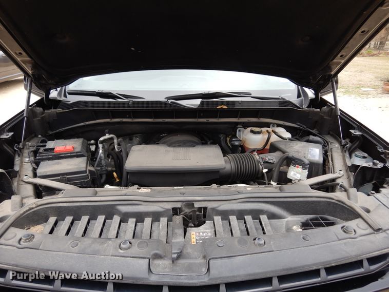 image for item DK0299 2019 Chevrolet Silverado 1500  Crew Cab pickup truck