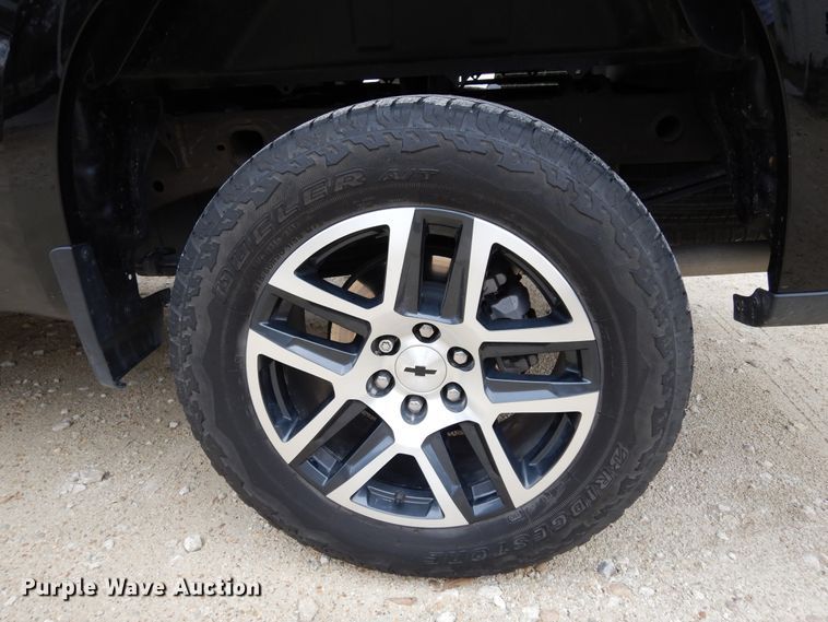 image for item DK0299 2019 Chevrolet Silverado 1500  Crew Cab pickup truck