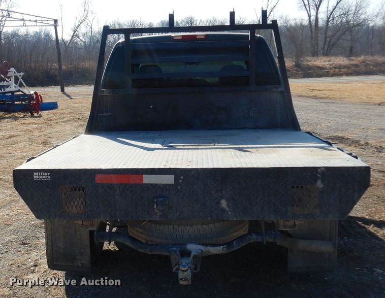 image for item DK4341 2001 Chevrolet Silverado 1500  Ext. Cab flatbed pickup truck