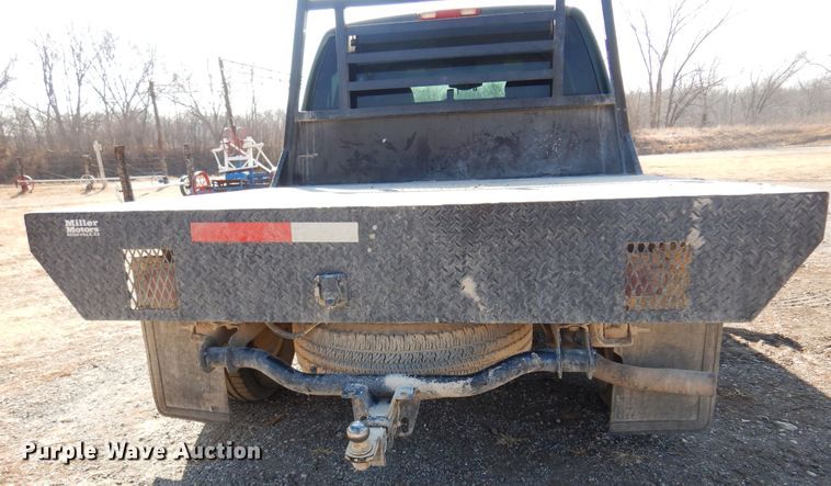 image for item DK4341 2001 Chevrolet Silverado 1500  Ext. Cab flatbed pickup truck