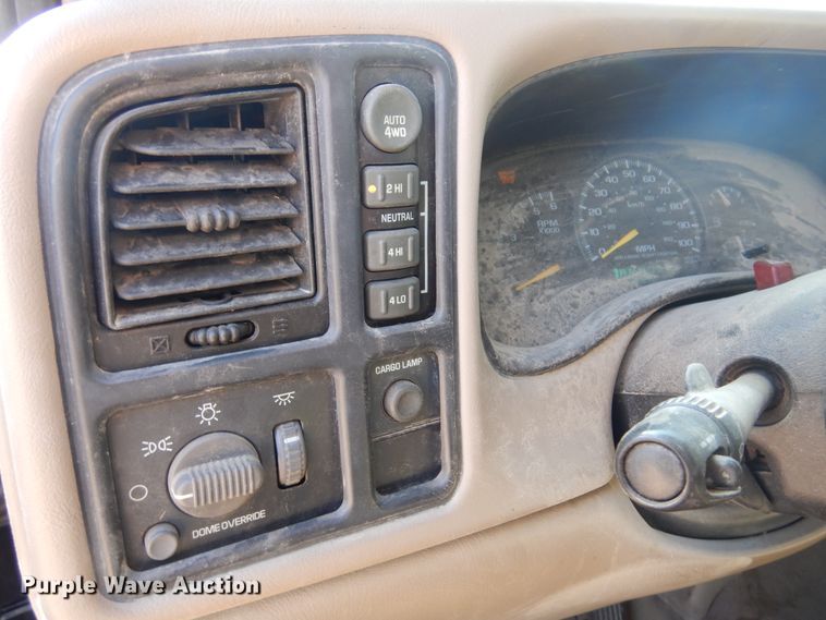 image for item DK4341 2001 Chevrolet Silverado 1500  Ext. Cab flatbed pickup truck