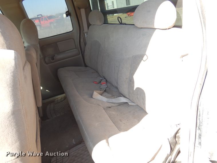 image for item DK4341 2001 Chevrolet Silverado 1500  Ext. Cab flatbed pickup truck