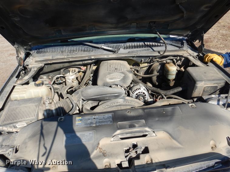 image for item DK4341 2001 Chevrolet Silverado 1500  Ext. Cab flatbed pickup truck