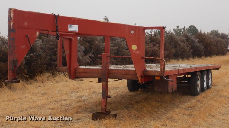 image for item DM5391 1976 Lundgren  equipment trailer