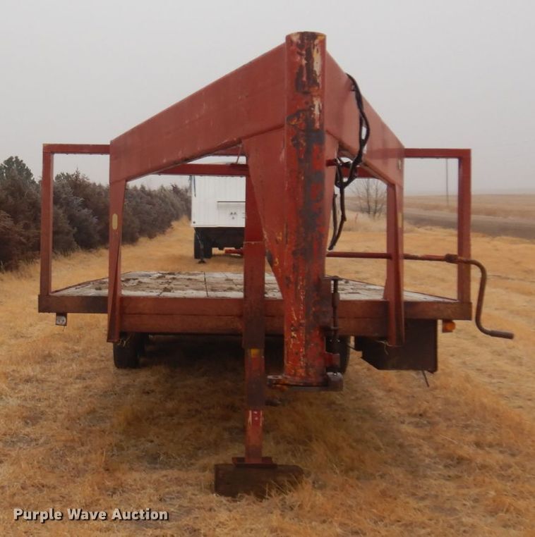 image for item DM5391 1976 Lundgren  equipment trailer