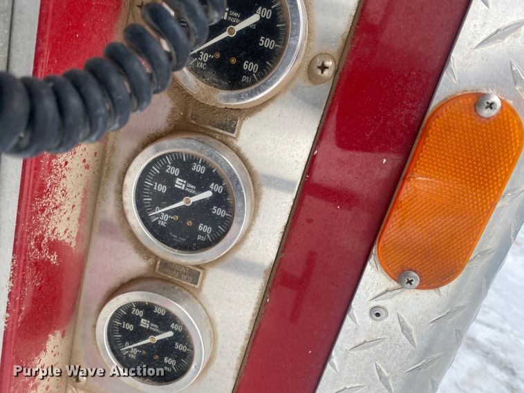 image for item DM8358 Pumper fire truck bed