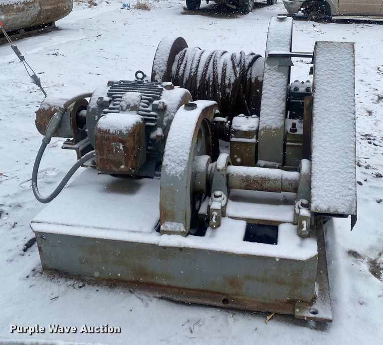 image for item DM8361 American Hoist 20-30  rail car winch