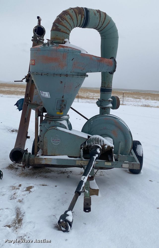 image for item DM8364 Neuero 8120  grain vacuum