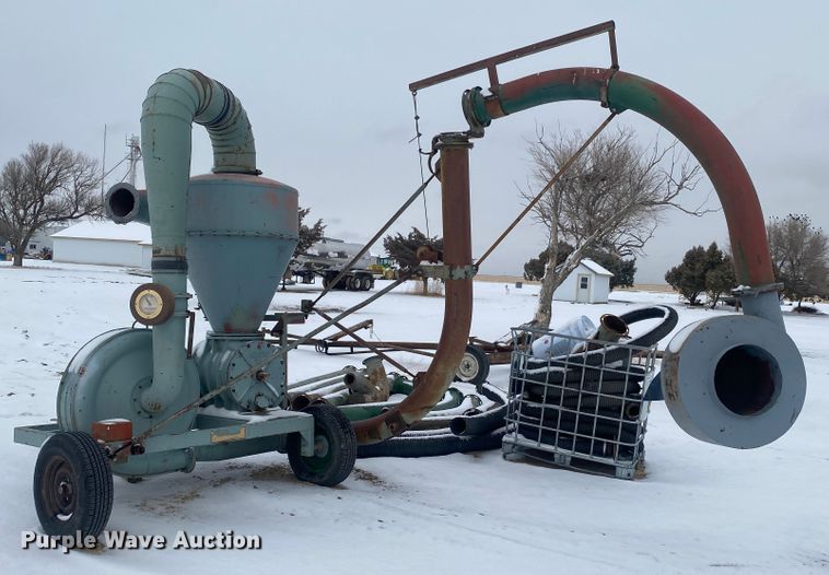 image for item DM8364 Neuero 8120  grain vacuum