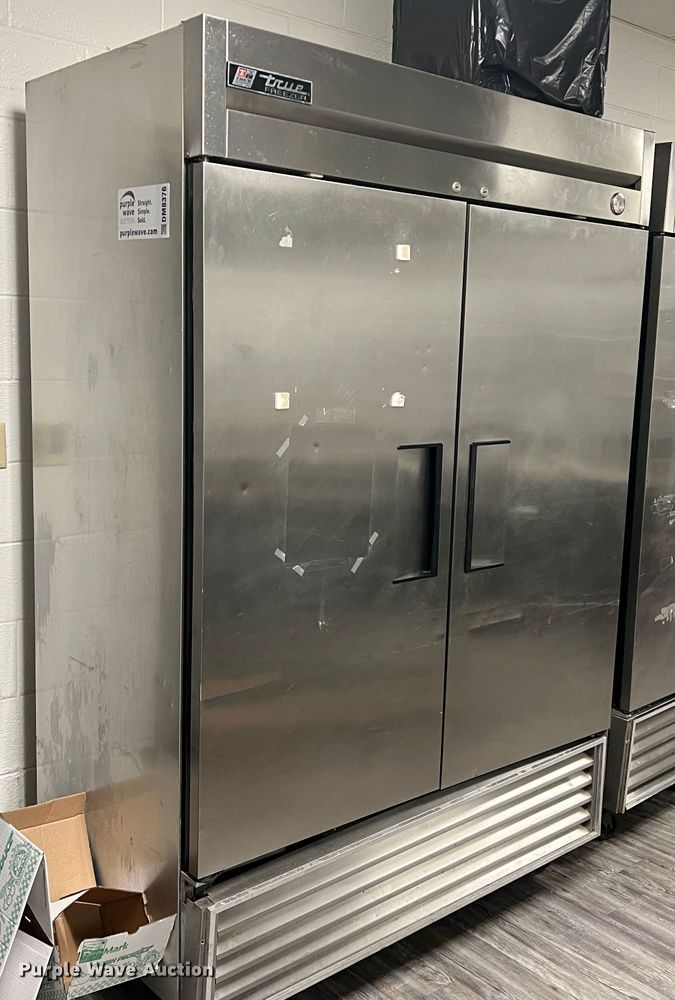 image for item DM8376 True T-49F  refrigerator