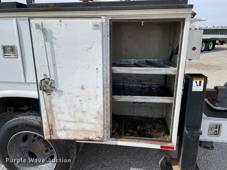 image for item DN0231 2015 Ford F550  SuperCab utility / service truck