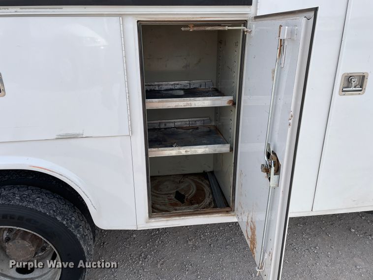 image for item DN0231 2015 Ford F550  SuperCab utility / service truck