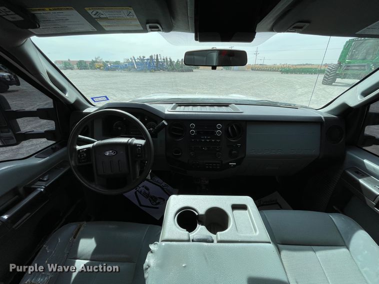 image for item DN0231 2015 Ford F550  SuperCab utility / service truck