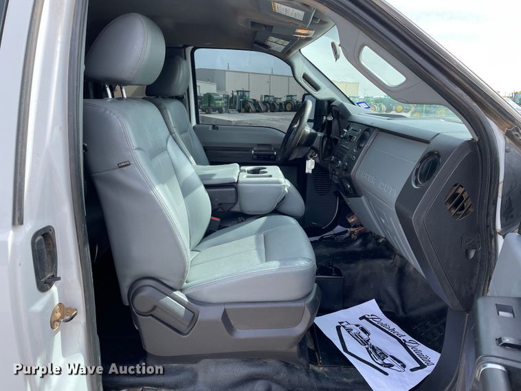 image for item DN0231 2015 Ford F550  SuperCab utility / service truck