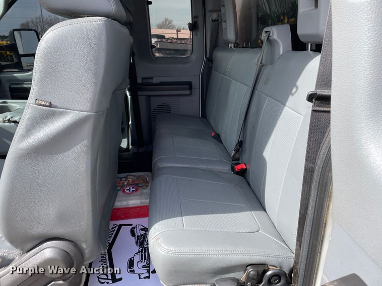 image for item DN0231 2015 Ford F550  SuperCab utility / service truck