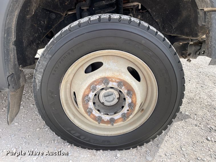 image for item DN0231 2015 Ford F550  SuperCab utility / service truck