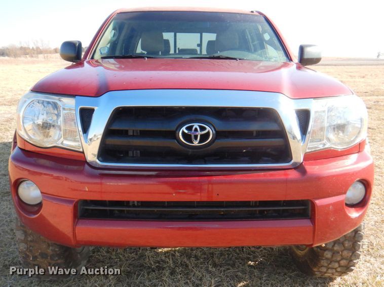 image for item DN1342 2006 Toyota Tacoma  Double Cab pickup truck