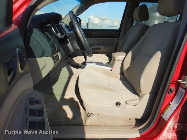 image for item DN1342 2006 Toyota Tacoma  Double Cab pickup truck