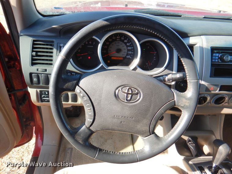 image for item DN1342 2006 Toyota Tacoma  Double Cab pickup truck