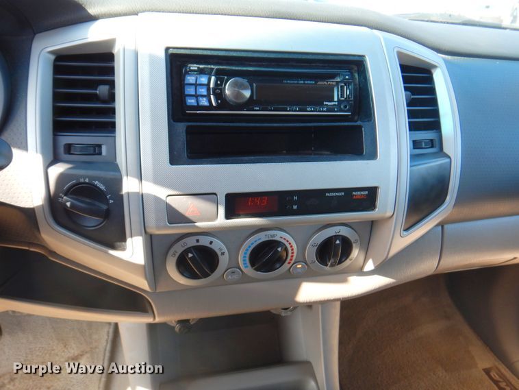 image for item DN1342 2006 Toyota Tacoma  Double Cab pickup truck