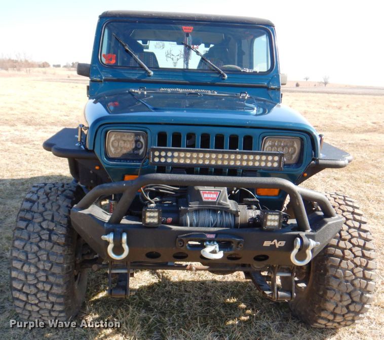 image for item DN1343 1995 Jeep Wrangler  SUV