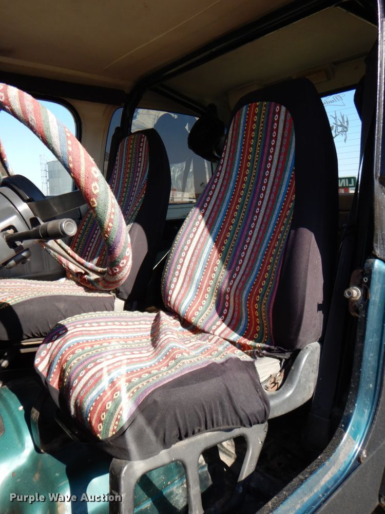 image for item DN1343 1995 Jeep Wrangler  SUV