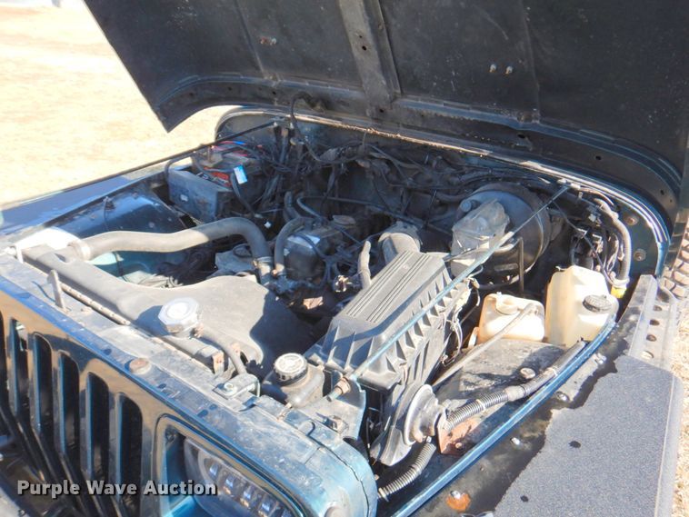 image for item DN1343 1995 Jeep Wrangler  SUV