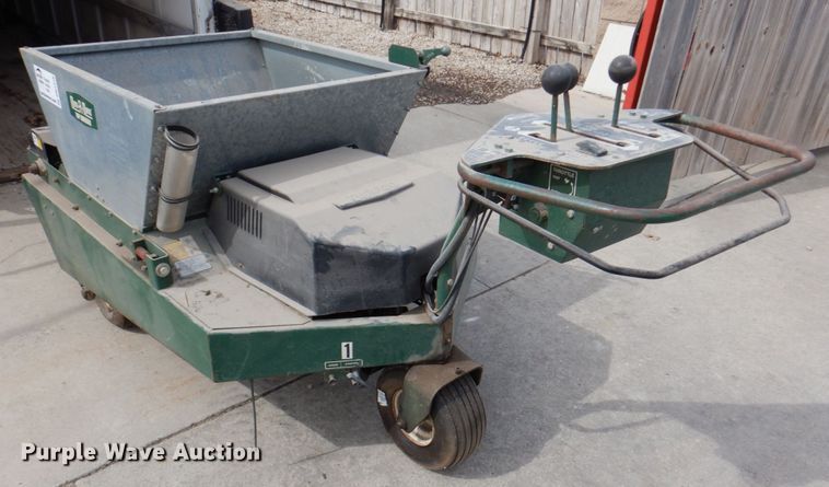 image for item DN1376 Turfco F15B Metermatic  top dresser