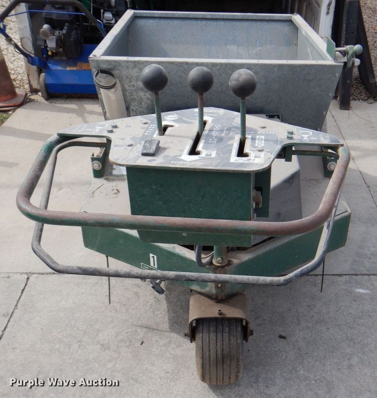 image for item DN1376 Turfco F15B Metermatic  top dresser