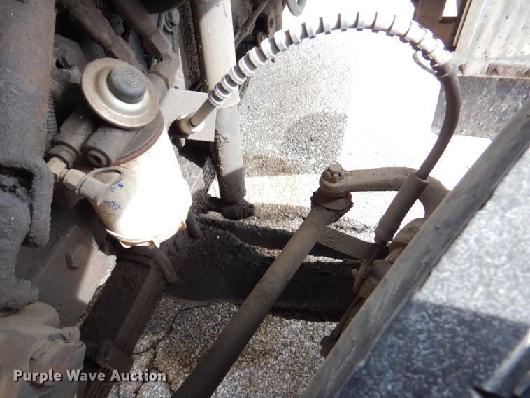 image for item DN1377 1995 Ford F800  dump truck