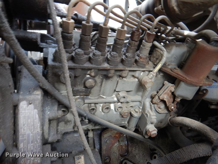 image for item DN1377 1995 Ford F800  dump truck