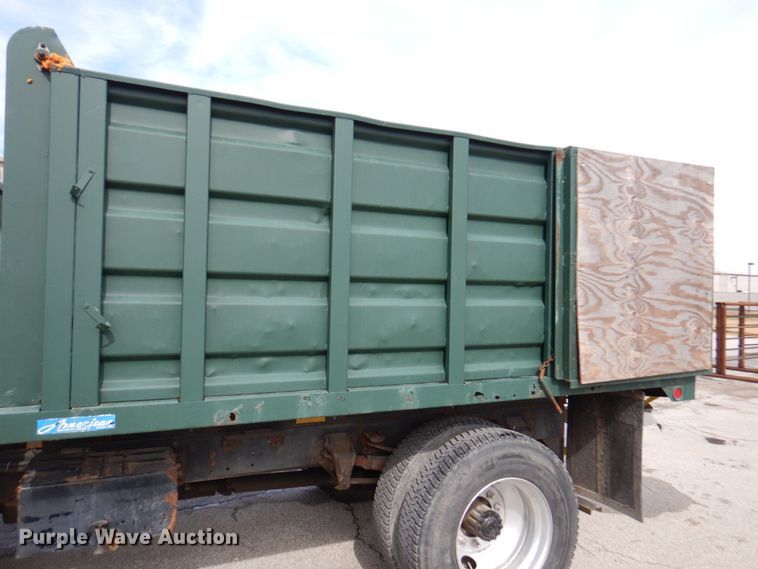 image for item DN1377 1995 Ford F800  dump truck