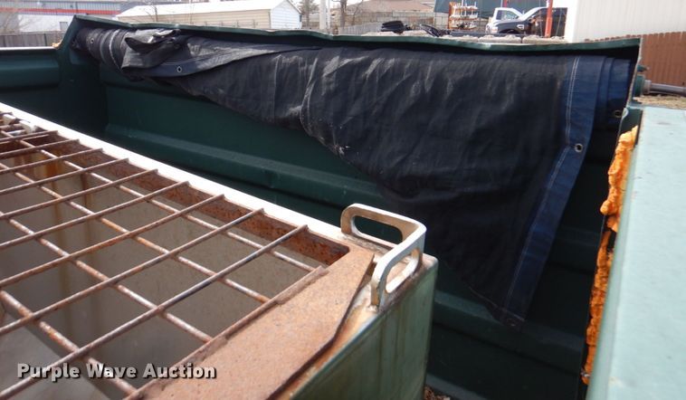 image for item DN1377 1995 Ford F800  dump truck