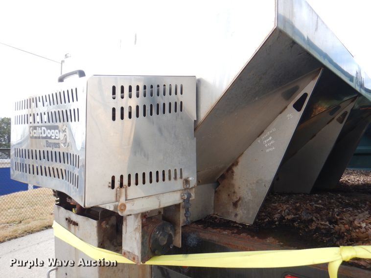 image for item DN1377 1995 Ford F800  dump truck