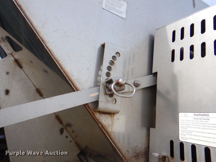 image for item DN1377 1995 Ford F800  dump truck