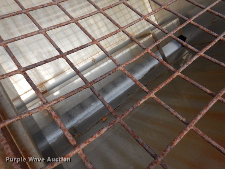 image for item DN1377 1995 Ford F800  dump truck