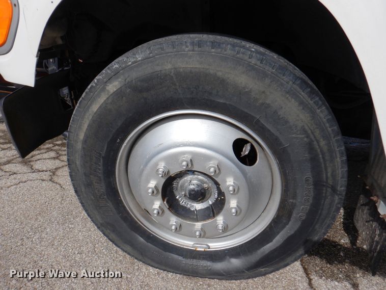 image for item DN1377 1995 Ford F800  dump truck